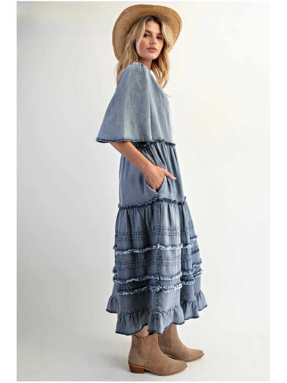 New: Easel Soft Chambray Wing Sleeve Tiered Flowy Denim Maxi Dress• Medium - Picture 4 of 5